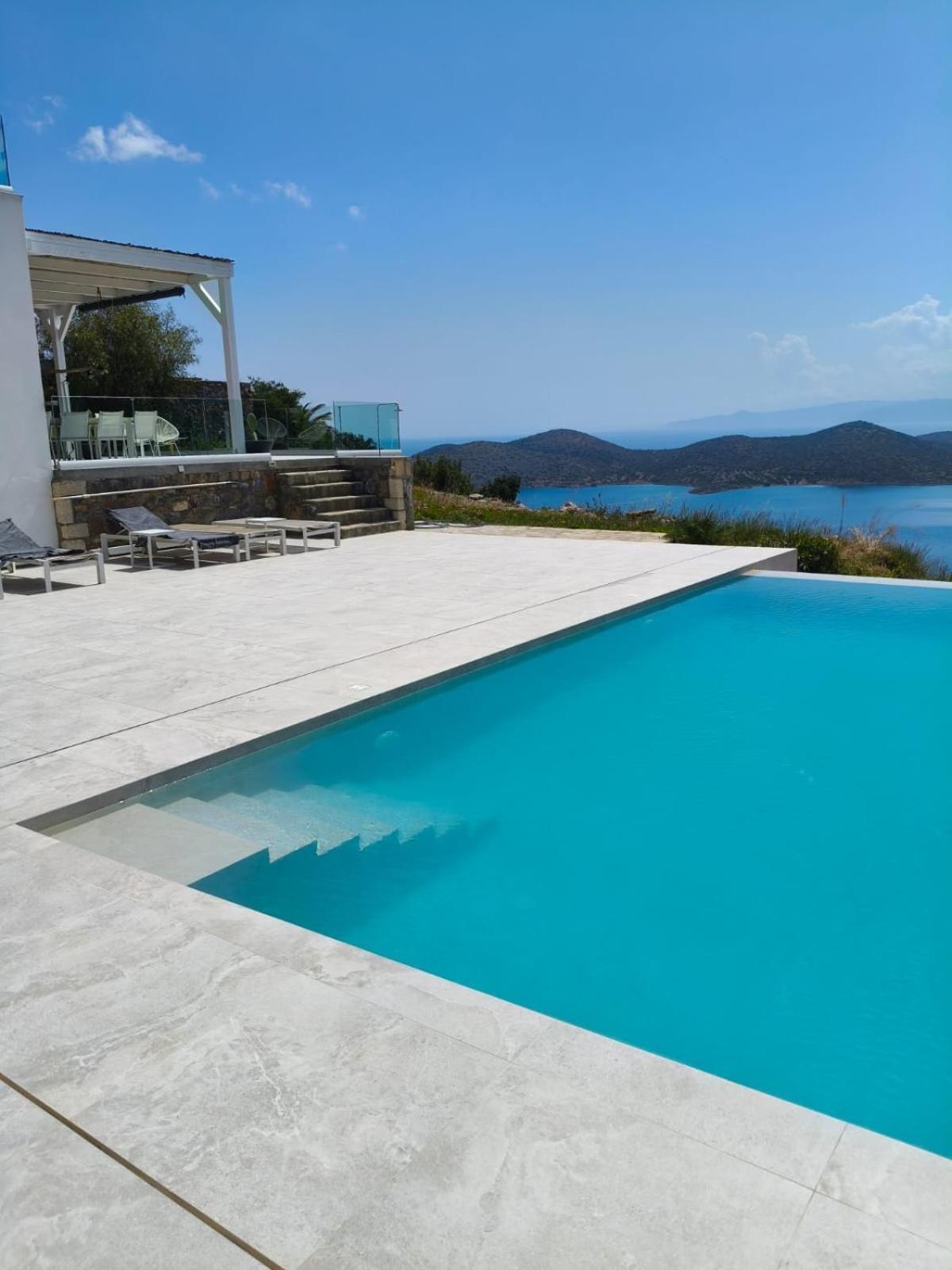 Villa Estee, Luxury Villa With Private Infinity Pool And Jacuzzi エロウンダ エクステリア 写真