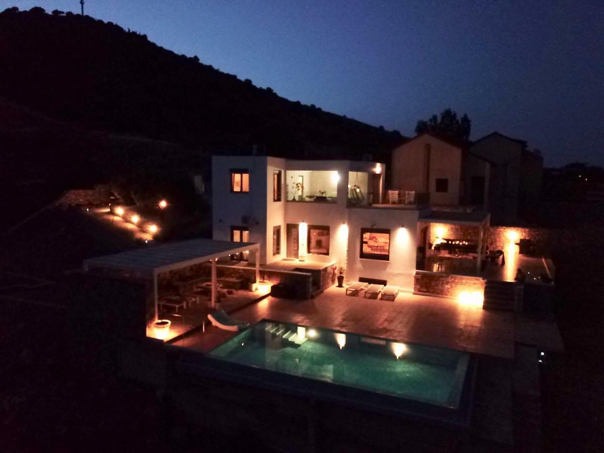 Villa Estee, Luxury Villa With Private Infinity Pool And Jacuzzi エロウンダ エクステリア 写真